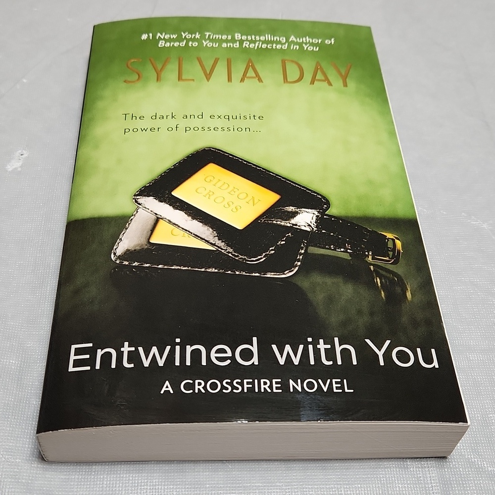 Sylvia Day, Entwined with You